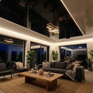 Zdjęcie sufitu po instalacji sufitu napinanego